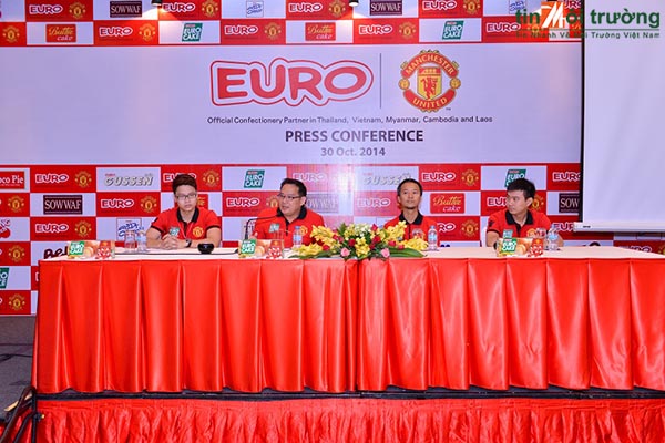 “Euro[-]và[-]Manchester[-]United[-]cùng[-]hướng[-]đến[-]hạnh[-]phúc[-]và[-]sự[-]ngon[-]miệng”